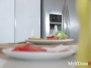 Мій це матуся блудниця мій slave- тара ешлі