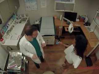 Сором’язлива невинний змішаний дочка undergoes mandatory новий студент physical - girlsgonegyno&period;com bella&comma; tampa університет physical - частина 4 з 7