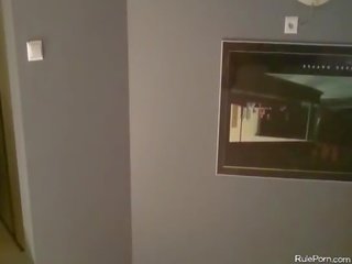 Див анално тройка с съпруга и тя най-добър приятел