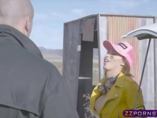 巨乳 金发 肛交 在 最后 幻想 角色扮演 服装