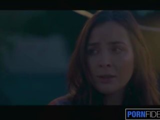Pornfidelity blair williams asks 她的 大 干过 哥 为 救命