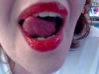897 dawnskye1962 паління a цигарка і намагається для причина ваш phallus для throb fully одягнений