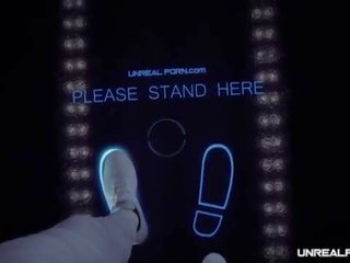 Unreal възрастен видео филм - ескорт