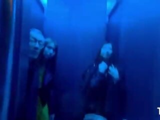 Хтивий японська дівчинки mona ayami і tsubaki kato йде для в любов готель