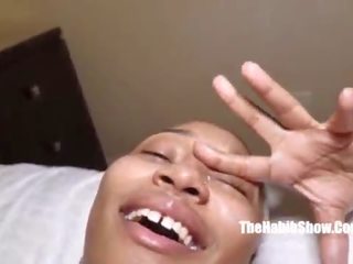 검정 큰 전리품 여왕 thickassdaphne 사랑하는 그 어치 bangher 영국 bbc