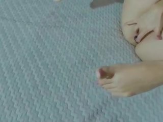 От близо stunner получава оргазъм