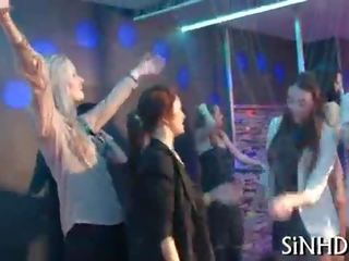 明白な と 貪欲な fuckings