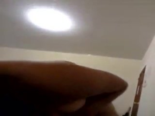 Uddit খুকি 240p