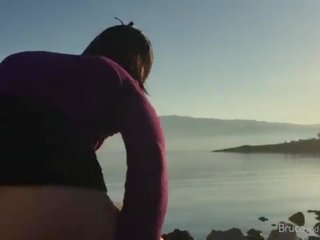 Sunrise для дорослих кіно - публічний fucking&comma; bj & сеча грати для крихітна милашка