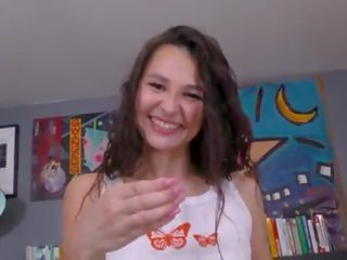 First-rate підліток allows її цукор тато для мов a ебать сесія для &dollar;&dollar; і в старий людина крем pies her&excl;