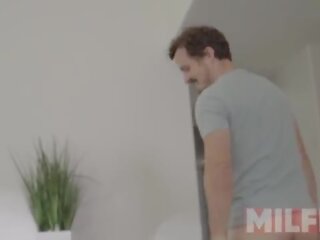 단계 엄마 과 그녀의 가장 좋은 suitor 엄마는 내가 엿 싶습니다 굶주린 용 찌르기 — milfed