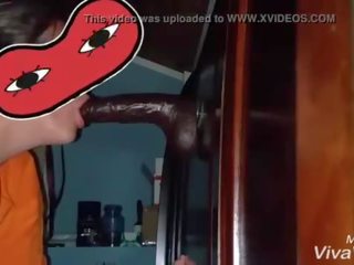 Hotwife 빨기 에 영국 bbc 동안 남편 파운드 그녀의 부터 뒤에