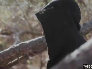 Ricky удряха и cums на зоуи