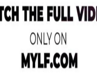 Attractive Blonde Stepmom In Shorts Plays With Her Stepsons Big Hard penis While Watching Scary clip