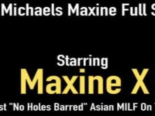 Божевільна азіатська мама maxinex має капот над глава a великий вал в її pussy&excl;