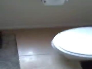 Snuck в на баня с мой гаджета bestfriend и смучат негов dick&comma; и по-късно прецака му в на душ и gave му а удар job&comma; и supremacy дупка душ сцена след това празнене