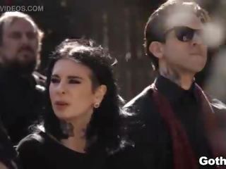Goth lover Marley Brinx fucked at the funeral