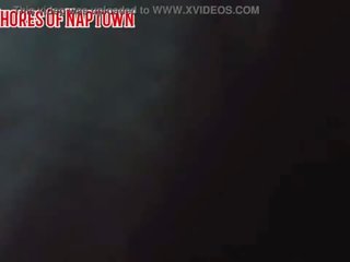 莎拉 該 outta 鎮 鋤