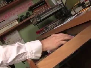 巨大 盛传 女 手淫, 大 插入 & 娇媚 性高潮. groãe insertionen